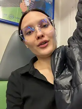 Snapshot of Marie_Brandy chatting on October 10, 2:05 pm Marie Brandy online show from October 10, 2:05 pm