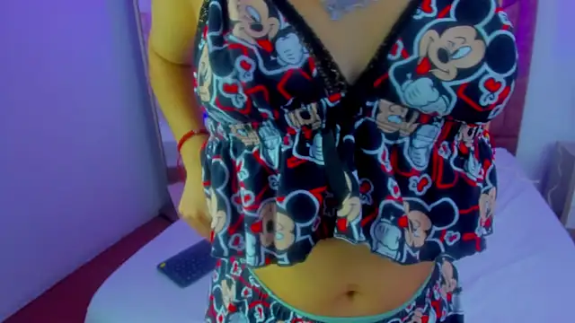 Alanha   online show from October 10, 4:00 am