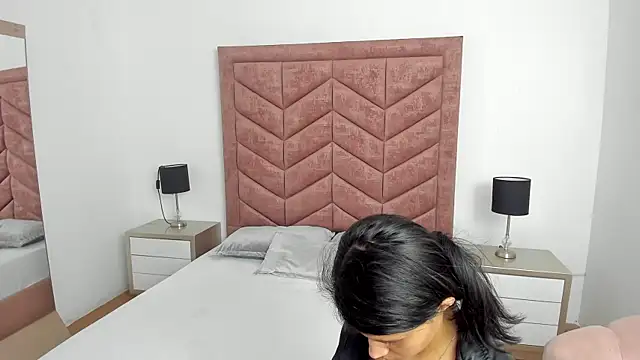 Alanha   online show from December 22, 4:42 am