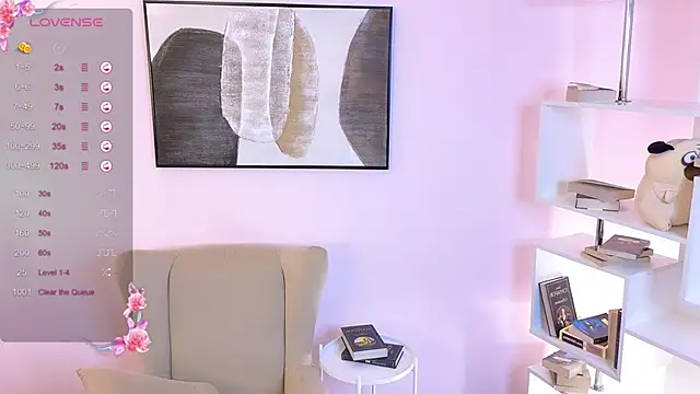 Snapshot of Sarah_Lert chatting on October 11, 6:12 am Sarah Lert online show from October 11, 6:12 am