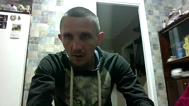 Snapshot of Twolatte1520 chatting on April 13, 6:02 pm Twolatte1520 online show from April 13, 6:02 pm