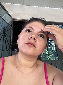 lady and charly online show from December 19, 4:14 pm