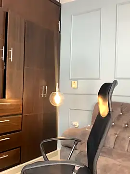 Rose monroee online show from October 20, 7:58 pm