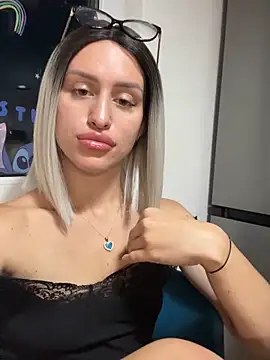 SelinaRosee online show from October 4, 11:03 pm