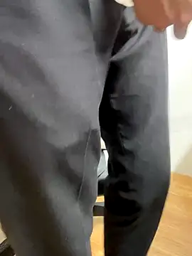 Wuza-H online show from November 10, 4:39 pm