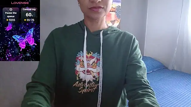 Snapshot of Seductress_Malia chatting on February 24, 12:14 pm Seductress Malia online show from February 24, 12:14 pm