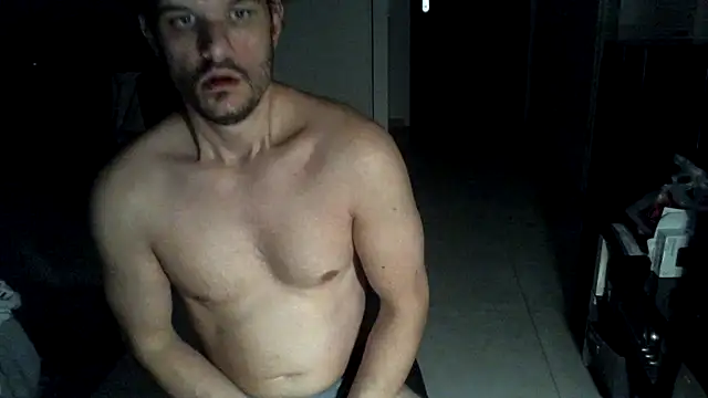 Snapshot of larbin22 chatting on October 18, 6:30 pm larbin22 online show from October 18, 6:30 pm