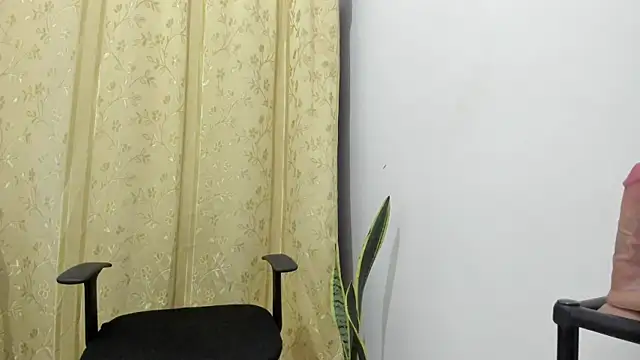  axelking  online show from May 10, 2:39 am