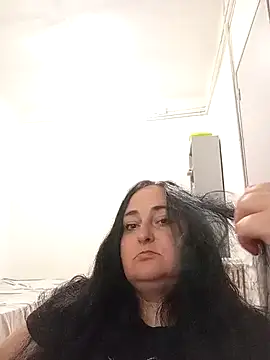 Snapshot of Bella_862 chatting on October 25, 6:24 pm Bella 862 online show from October 25, 6:24 pm