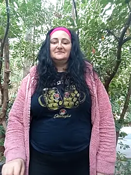 Snapshot of Bella_862 chatting on February 1, 9:19 am Bella 862 online show from February 1, 9:19 am