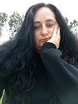 Snapshot of Bella_862 chatting on February 2, 8:24 am Bella 862 online show from February 2, 8:24 am