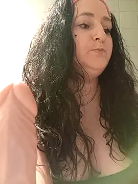 Snapshot of Bella_862 chatting on February 8, 9:02 am Bella 862 online show from February 8, 9:02 am