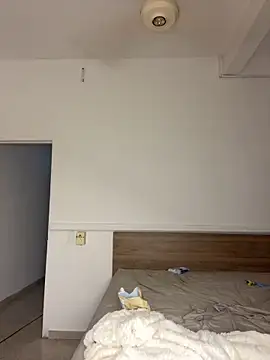 Nhefertary online show from March 8, 11:30 pm