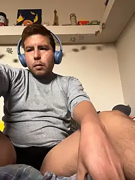 Snapshot of atreusfilho chatting on October 21, 2:07 pm atreusfilho online show from October 21, 2:07 pm