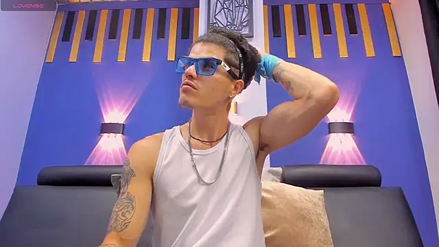 imsammytop online show from October 24, 11:17 am