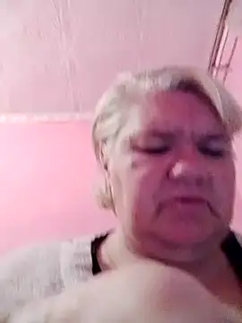 Snapshot of LusiyaGold5 chatting on October 29, 5:14 pm LusiyaGold5 online show from October 29, 5:14 pm