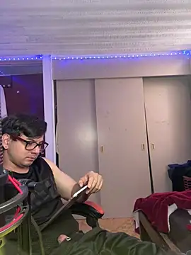 kaspar 6 online show from March 7, 5:10 pm