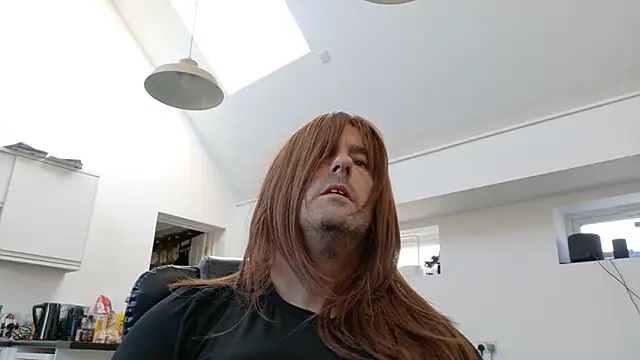 avasmith80 online show from October 4, 7:39 am