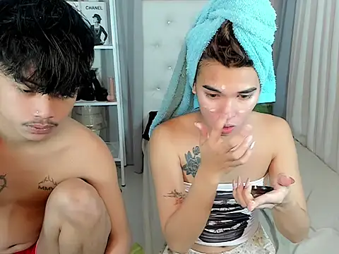 Snapshot of Yourdreamgoddess chatting on January 11, 4:56 pm Yourdreamgoddess online show from January 11, 4:56 pm