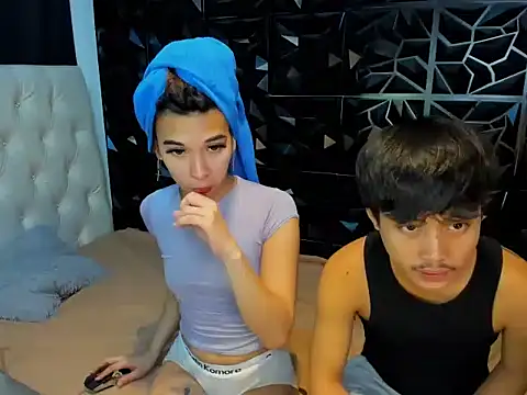 Snapshot of Yourdreamgoddess chatting on May 20, 7:09 pm Yourdreamgoddess online show from May 20, 7:09 pm