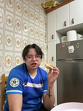 Jaykel a online show from February 14, 11:01 pm