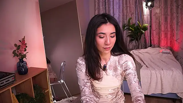 Snapshot of YokoKoko_ chatting on February 3, 6:22 am YokoKoko online show from February 3, 6:22 am