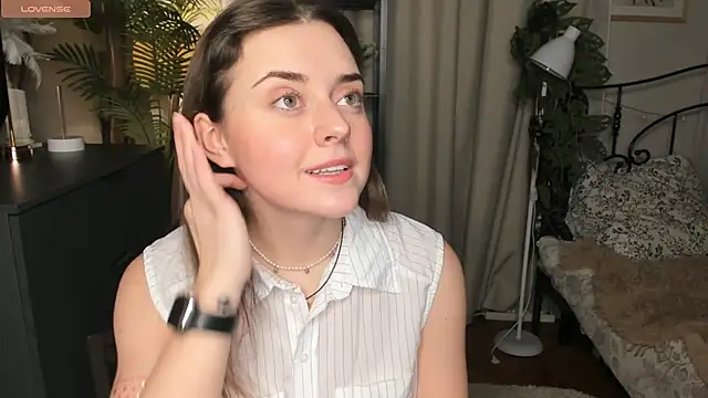 ThelmaJusto online show from December 5, 3:41 pm