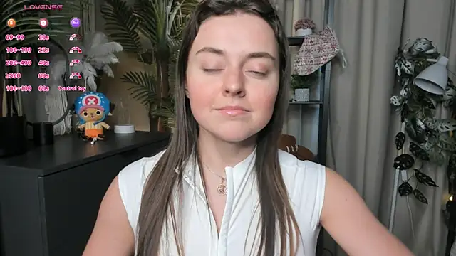 Snapshot of ThelmaJusto chatting on April 17, 3:48 pm ThelmaJusto online show from April 17, 3:48 pm