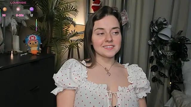 Snapshot of ThelmaJusto chatting on May 10, 3:50 pm ThelmaJusto online show from May 10, 3:50 pm