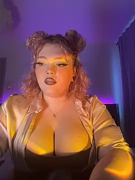 Snapshot of LaylaCupid chatting on October 24, 12:01 pm LaylaCupid online show from October 24, 12:01 pm