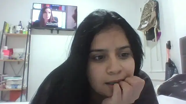 Snapshot of AbbyHott02 chatting on October 4, 6:50 pm AbbyHott02 online show from October 4, 6:50 pm