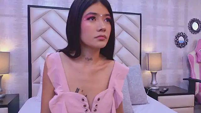 CristalShayy online show from February 17, 11:40 am