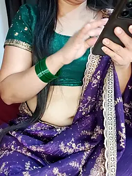 Snapshot of traditional_Jaanvi chatting on March 9, 3:16 pm traditional Jaanvi online show from March 9, 3:16 pm