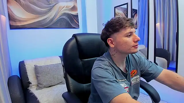 Leoo Miller online show from April 3, 4:10 am