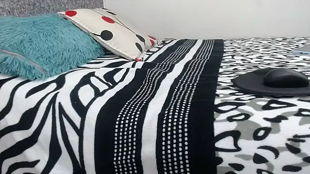 sexyboys cutex18 online show from November 19, 9:26 pm