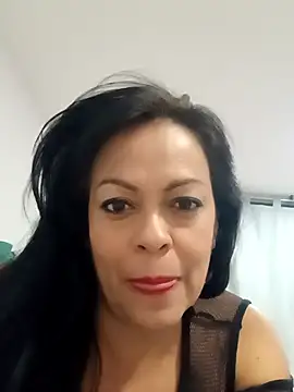 Snapshot of Lucia-Naughty chatting on October 9, 1:25 am Lucia-Naughty online show from October 9, 1:25 am