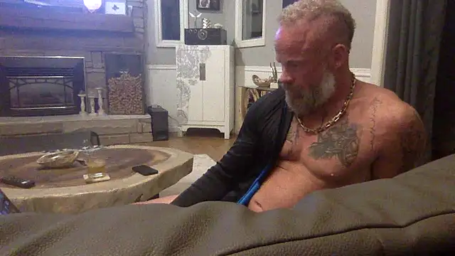 Muscledick40 online show from April 17, 2:14 am