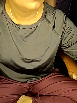 Snapshot of Kittibhabhi-9 chatting on October 12, 5:39 am Kittibhabhi-9 online show from October 12, 5:39 am