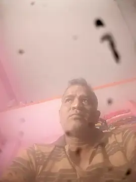 Eswar77 online show from December 17, 9:04 am