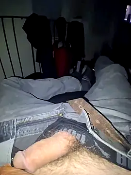 Snapshot of jfro553 chatting on December 20, 4:41 am jfro553 online show from December 20, 4:41 am