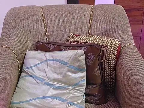 cute zaraa online show from November 19, 5:18 am