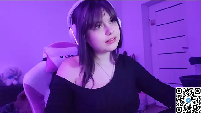 KristiBloom online show from November 23, 9:14 pm