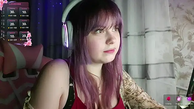 KristiBloom online show from March 1, 8:44 pm