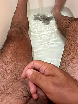 Snapshot of good_cock4you chatting on October 8, 9:18 am good cock4you online show from October 8, 9:18 am