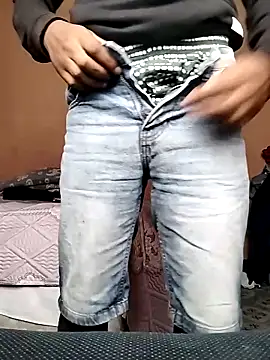 Snapshot of HungZAR chatting on February 15, 12:25 pm HungZAR online show from February 15, 12:25 pm