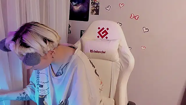 bixxxiz online show from March 1, 5:31 am