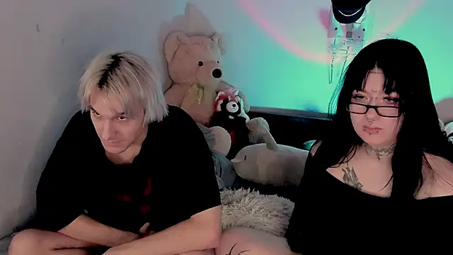 Snapshot of g4tito chatting on October 21, 5:19 am g4tito online show from October 21, 5:19 am