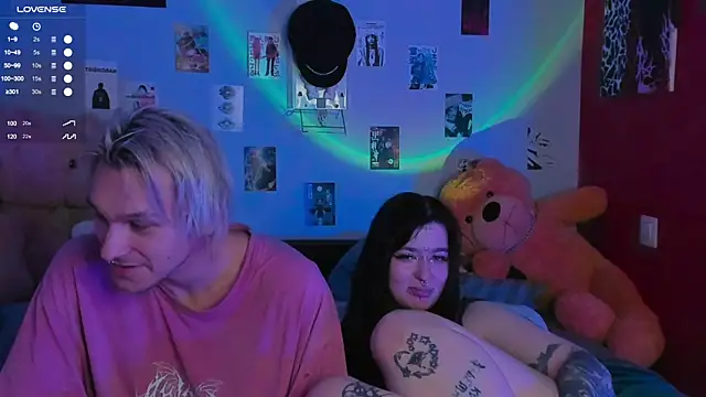 Snapshot of g4tito chatting on November 7, 6:57 am g4tito online show from November 7, 6:57 am