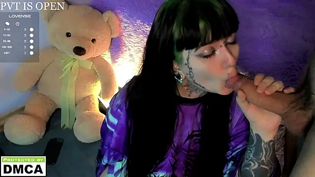 Snapshot of g4tito chatting on February 2, 11:09 am g4tito online show from February 2, 11:09 am