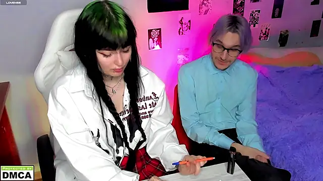 Snapshot of g4tito chatting on February 7, 11:47 am g4tito online show from February 7, 11:47 am